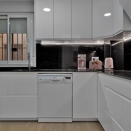 Lorcrisur Near Puerto Banus * Marbella