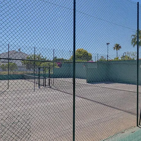 Lorcrisur Near Puerto Banus * Marbella