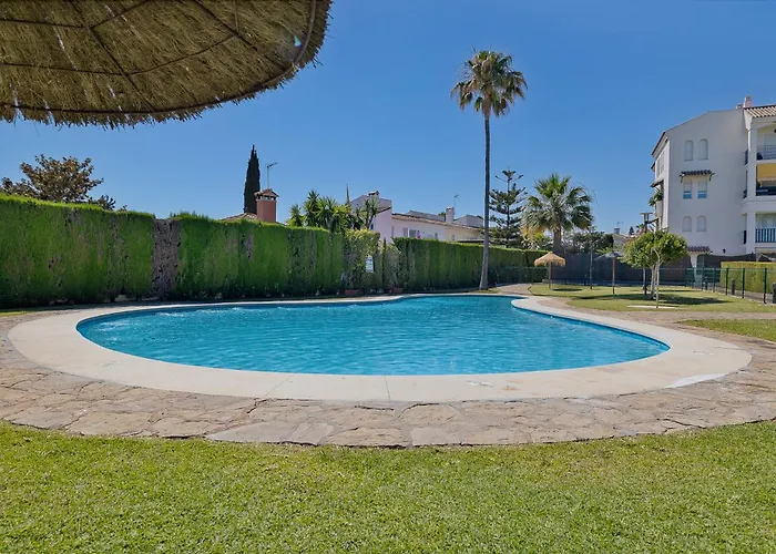 Apartment Lorcrisur Near Puerto Banus