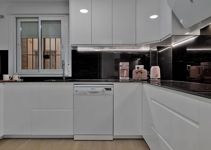 Lorcrisur Near Puerto Banus * Marbella