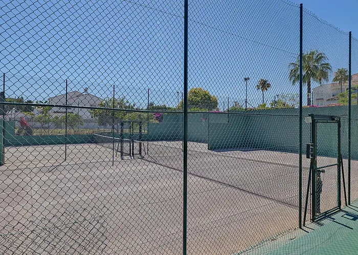 Lorcrisur Near Puerto Banus * Marbella